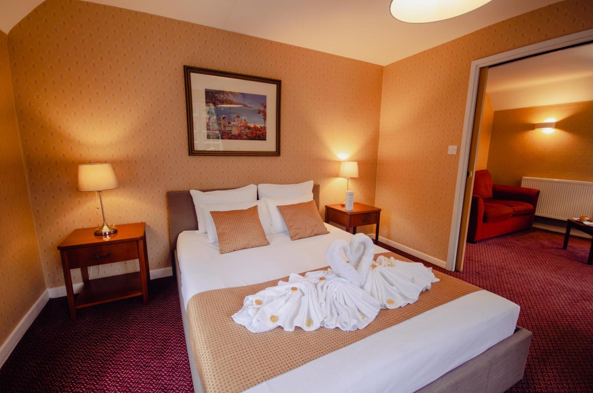 Howfield Manor Hotel Canterbury Ngoại thất bức ảnh