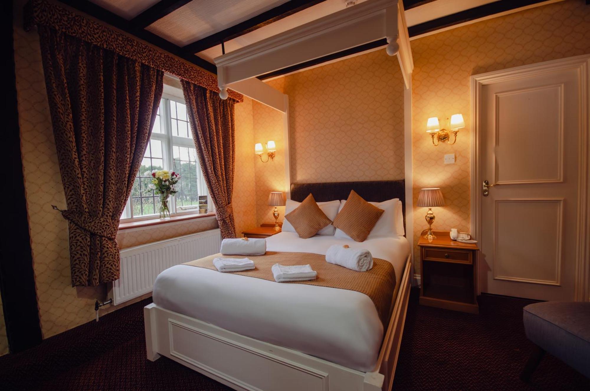 Howfield Manor Hotel Canterbury Ngoại thất bức ảnh